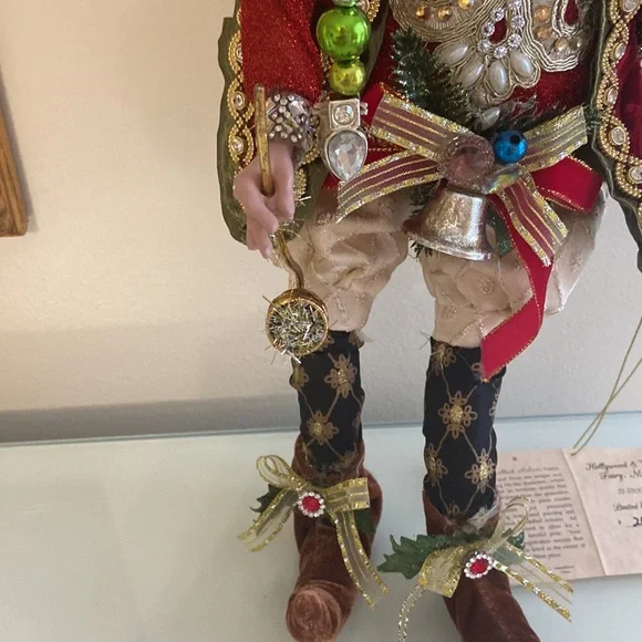 Mark Roberts Christmas Santa Fairy - Picture 4 of 16